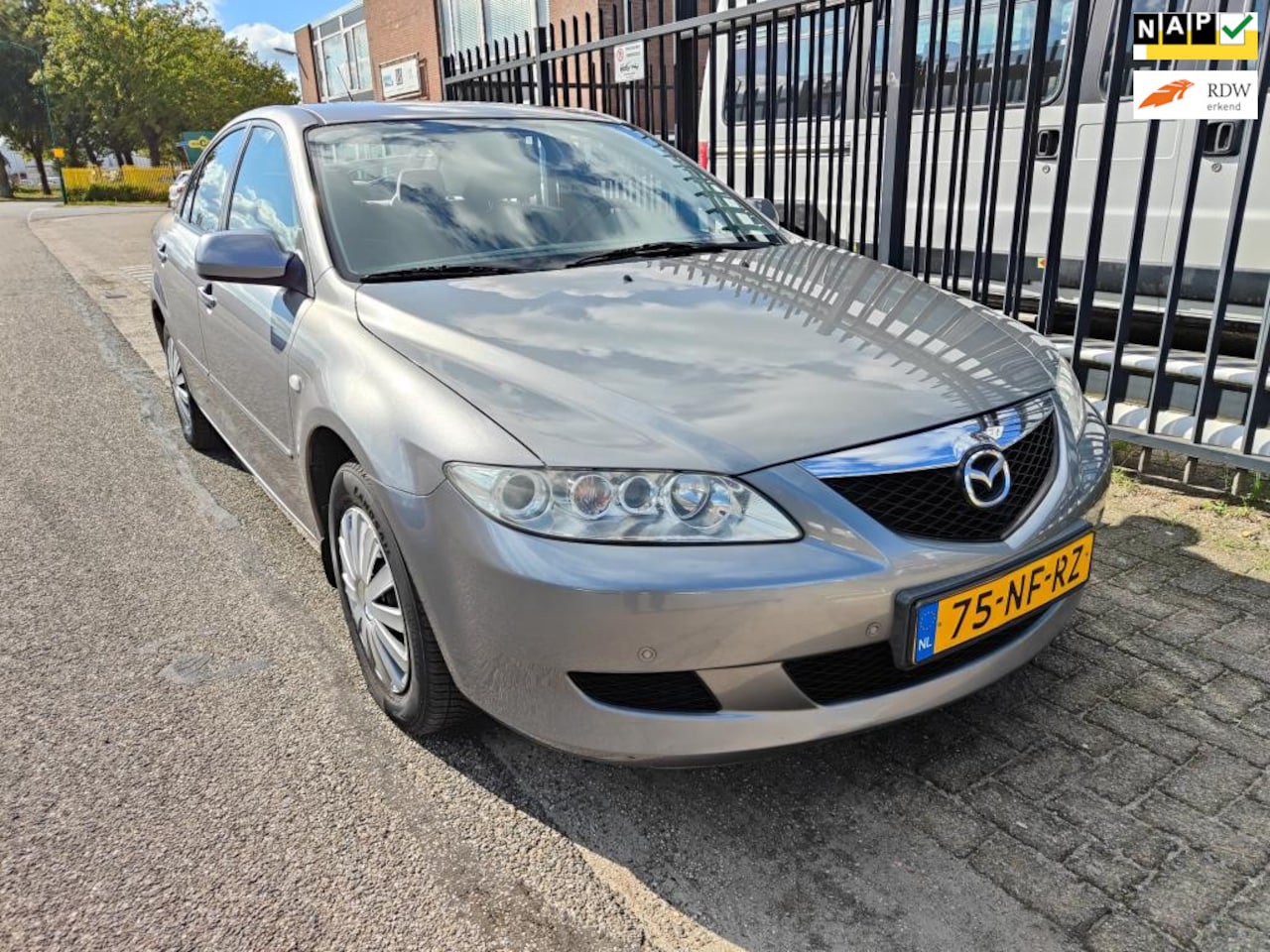 Mazda 6 Sport - 1.8i Exclusive 1.8i Exclusive ( UNIEKE KILOMETERS ) - AutoWereld.nl