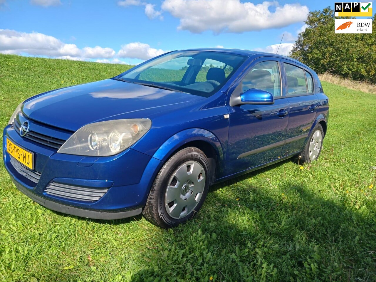 Opel Astra - 1.6i Enjoy 5-drs Airco Cruise Control Xenon APK 07-'25 Bluetooth 177dkm NAP - AutoWereld.nl