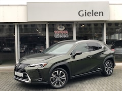 Lexus UX - 250h 184pk Preference Line | Dodehoekherkenning, Parkeersensoren, Keyless, 18 inch, CarPla