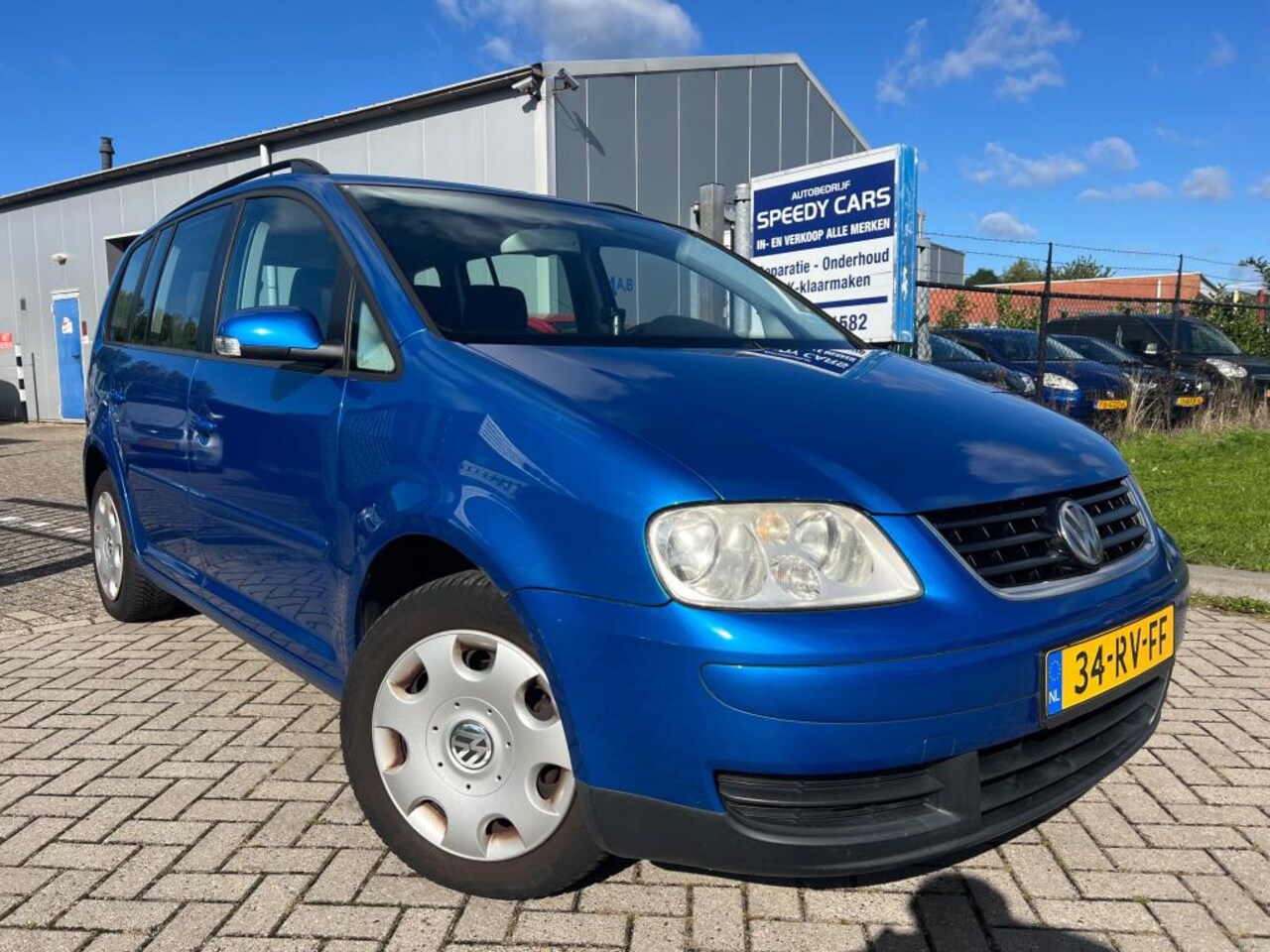 Volkswagen Touran - 1.6-16V FSI Trendline Airco Cruise - AutoWereld.nl