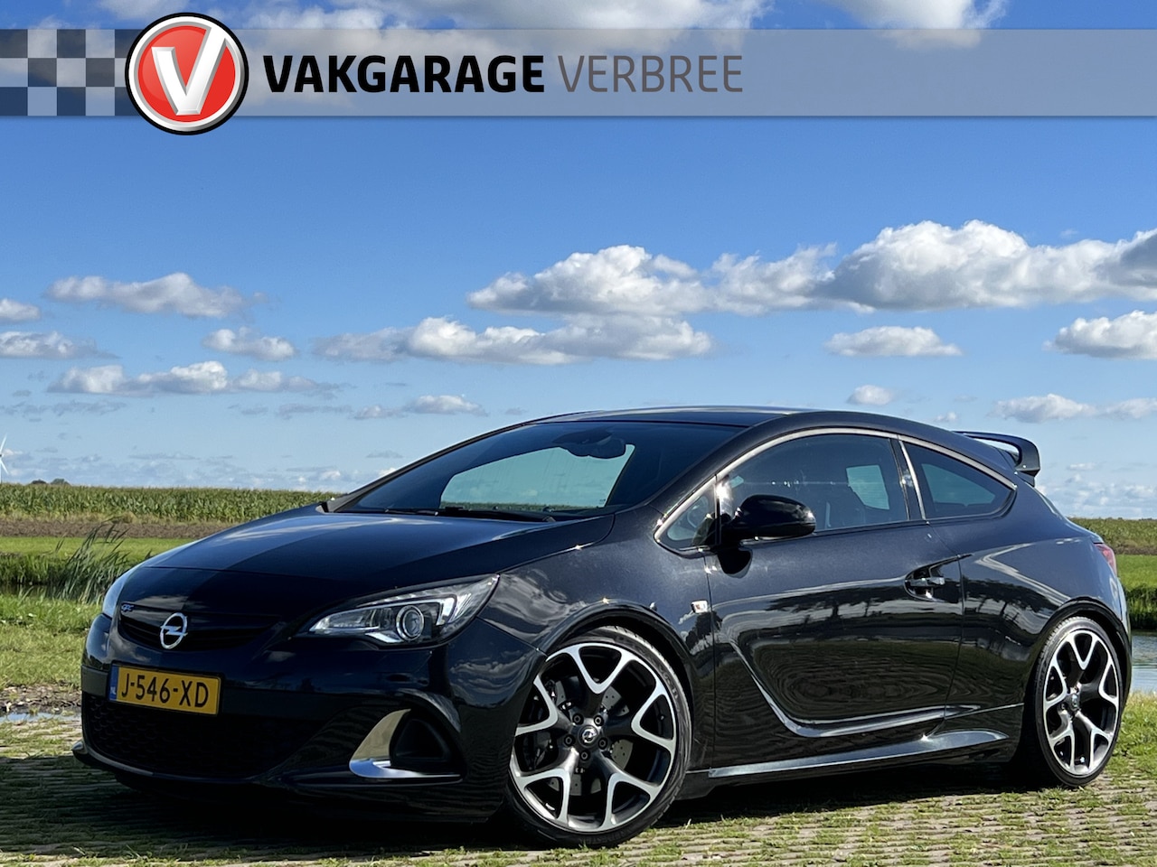 Opel Astra GTC - | OPC 320PK | Navigatie | Sportstoelen | Onderhoud aantoonbaar compleet | Cruise Control | - AutoWereld.nl