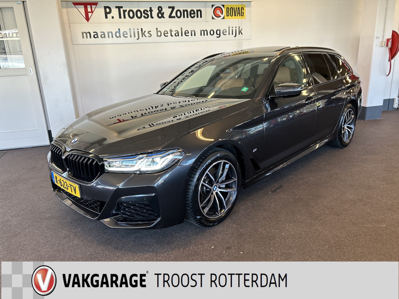 BMW 5-serie Touring - 520i High Executive M Sport | Facelift | Panoramadak | Luxe lederen bekleding | Laser-LED - AutoWereld.nl