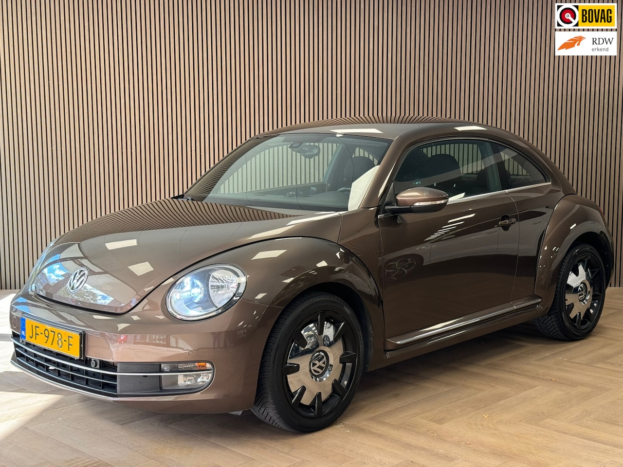 Volkswagen Beetle - 1.2 TSI Design AIRCO CRUISE PDC NAVIGATIE BLUETOOTH - AutoWereld.nl