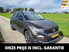 Volkswagen T-Roc - 1.5 TSI Style automaat navi afn trekhaak