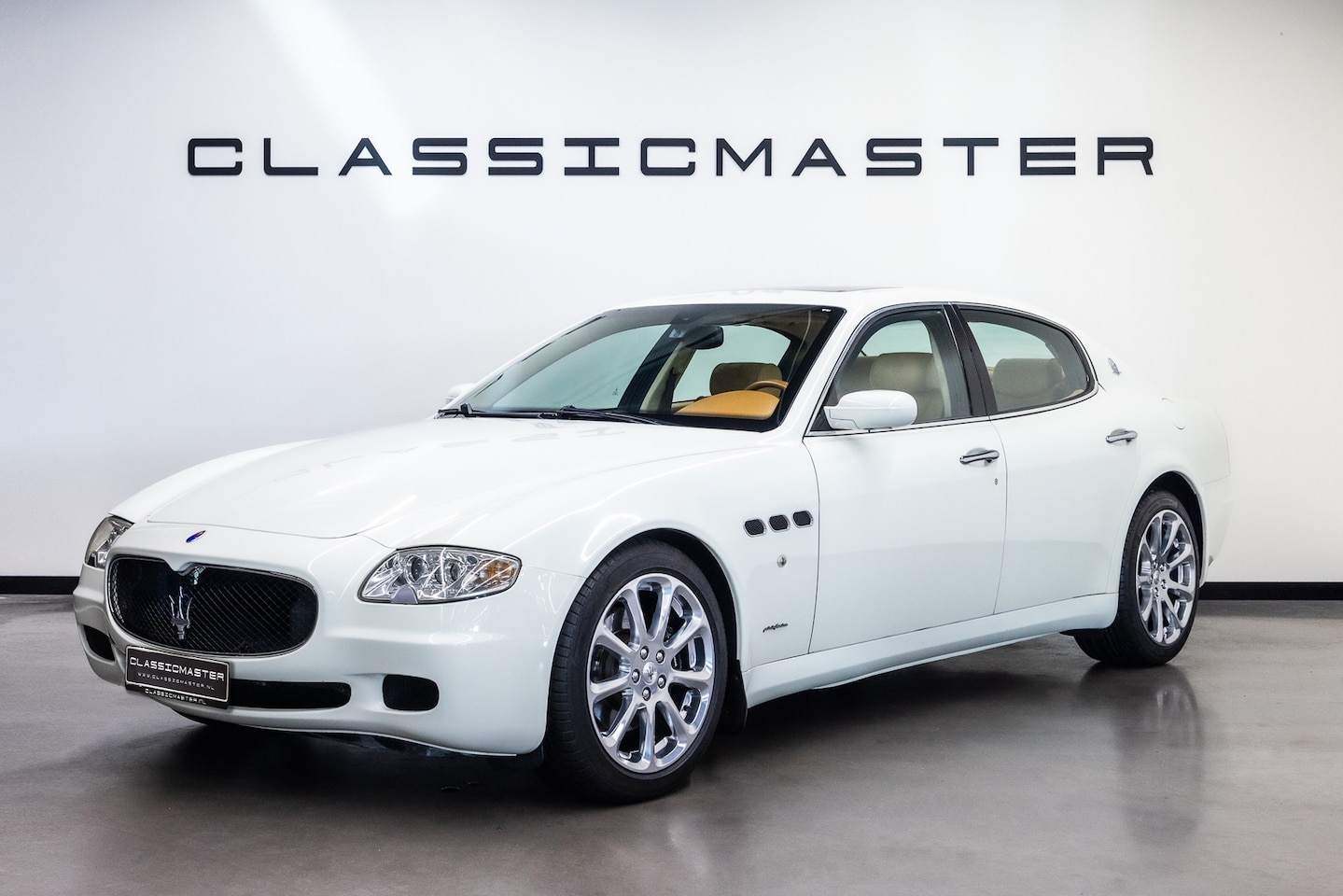 Maserati 4200 GT - Quattroporte 4.2 Executive Btw auto, Fiscale waarde € 12.000,- (€ 24.752,07 Ex B.T.W) DEAL - AutoWereld.nl