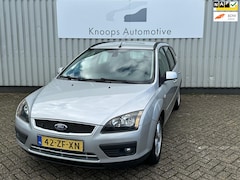 Ford Focus Wagon - 1.8-16V Ambiente Flexifuel Airco, Navi