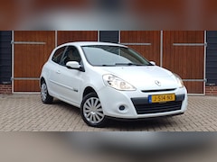 Renault Clio - 1.2 Authentique, Nieuwe APK, Distributie gedaan, Airco