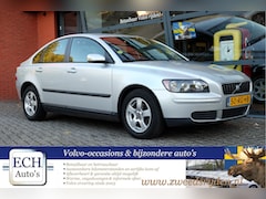 Volvo S40 - 1.8 125 pk, Airco, Cruise Control, Trekhaak