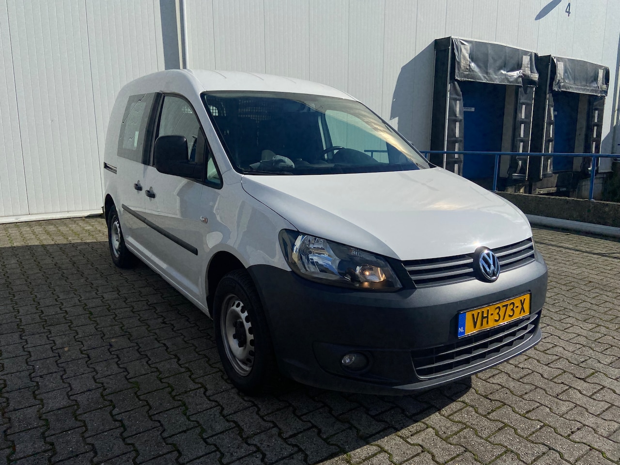 Volkswagen Caddy - 1.6 TDI BTW AUTO - AutoWereld.nl