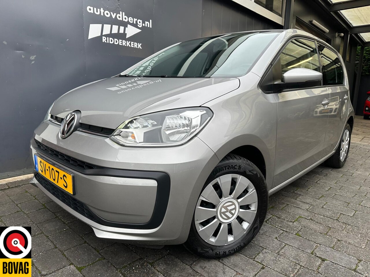 Volkswagen Up! - 1.0 BMT move up! DAB | Navi App | Airco | - AutoWereld.nl