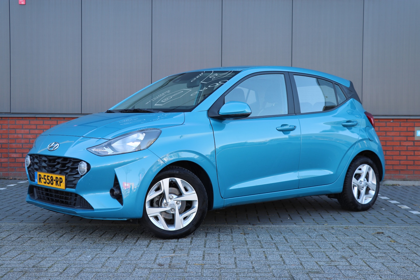 Hyundai i10 - 1.0 Comfort Smart 5-zits Automaat | navi | lane assist | cruise ctrl | - AutoWereld.nl