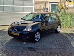 Renault Clio - 1.2-16V Campus | Airco | Zeer lage kilometer stand |