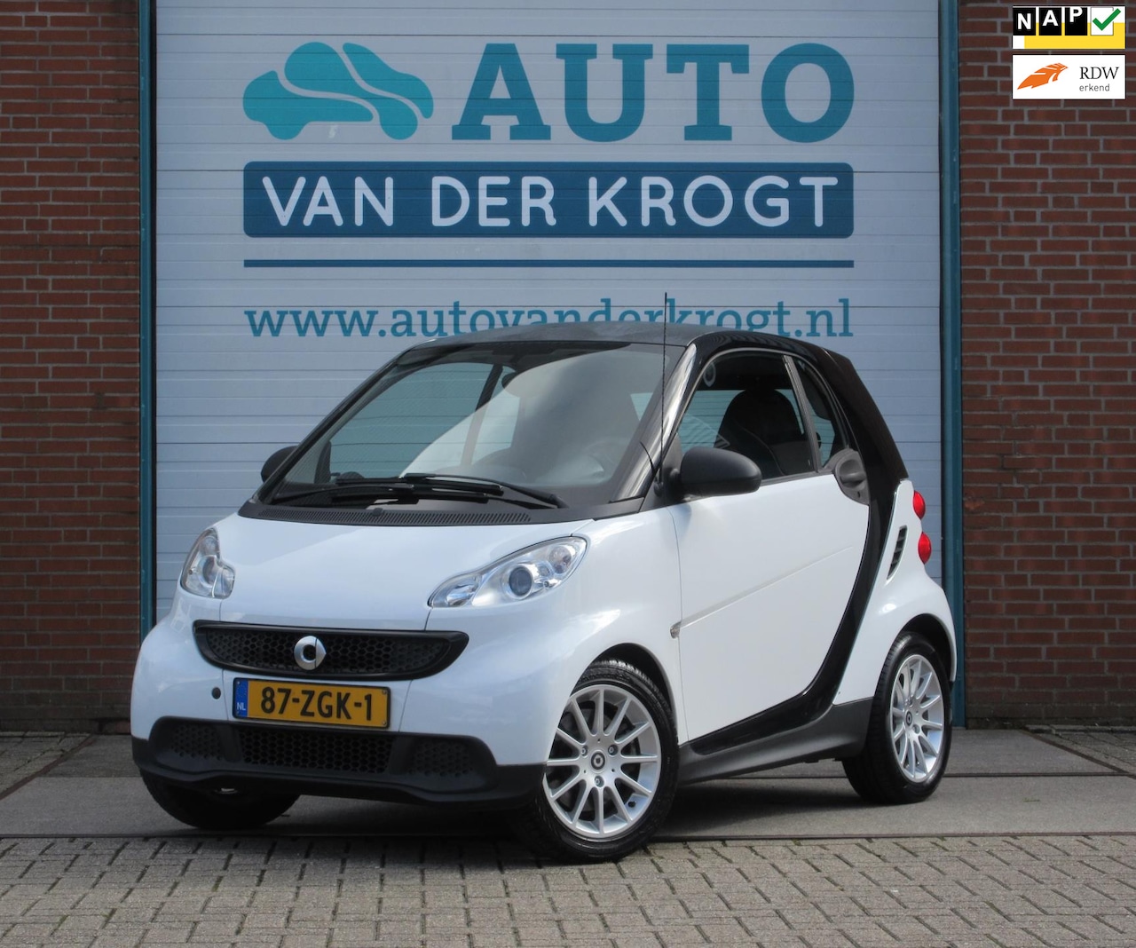 Smart Fortwo coupé - 1.0 mhd Pure 1.0 mhd Pure, Automaat, Airco, LM, NL auto, APK 11-25 - AutoWereld.nl