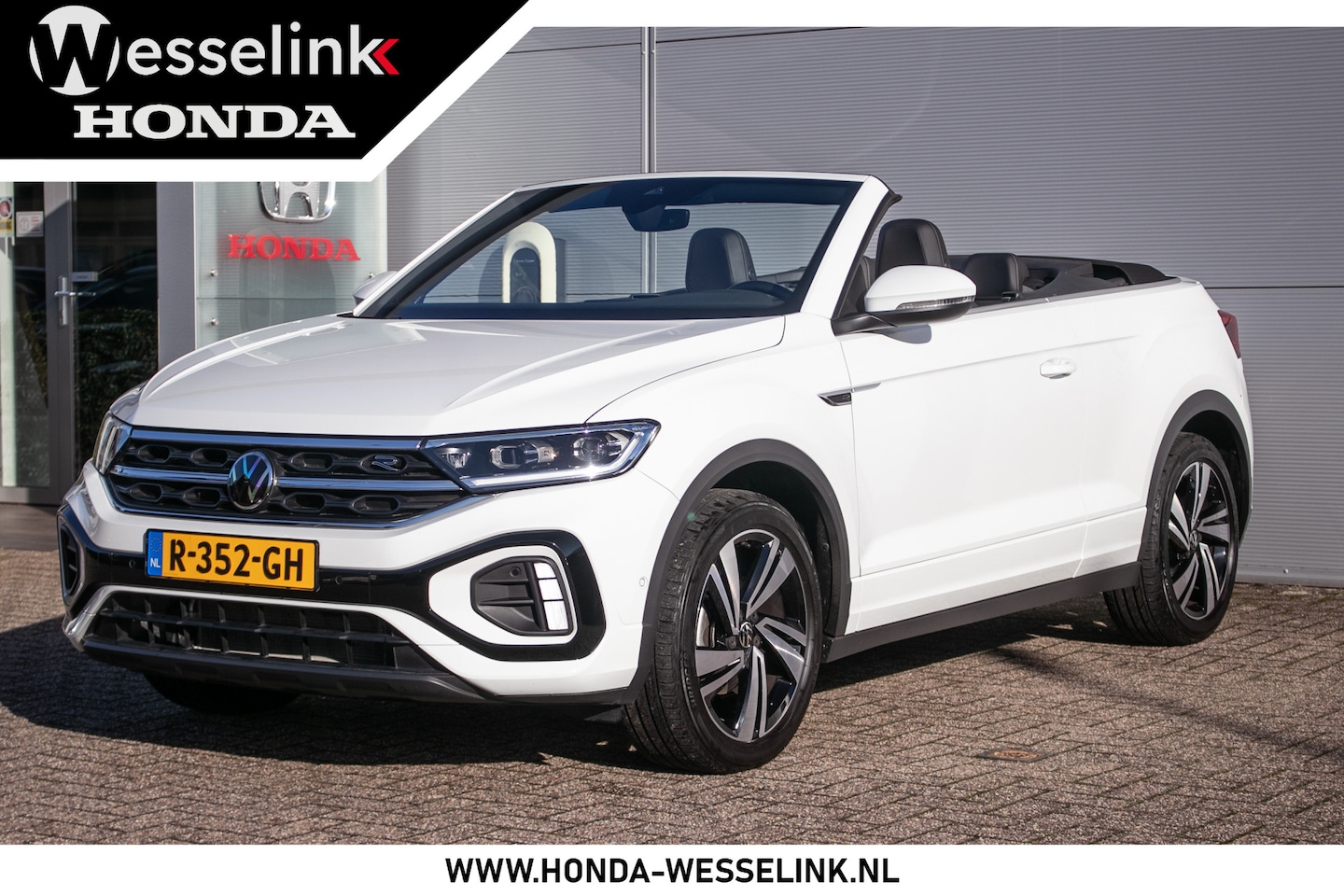 Volkswagen T-Roc Cabrio - 1.5 TSI R-Line Automaat All-in rijklaarprijs | Org. NL auto | Nav. | Ad. Cruise | Winterpa - AutoWereld.nl