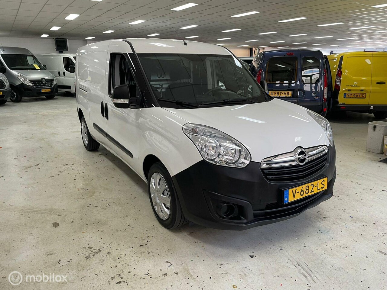 Opel Combo - 1.3 CDTi L2H1 Edition 1.3 CDTi L2H1 Edition - AutoWereld.nl