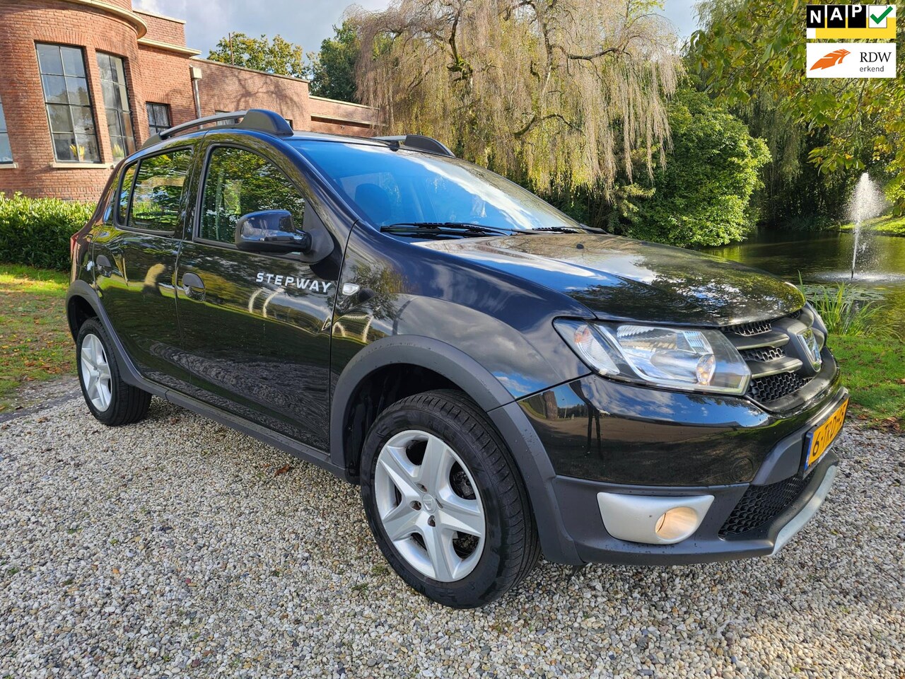 Dacia Sandero Stepway - 0.9 TCe Lauréate AIRCO/cruise - AutoWereld.nl