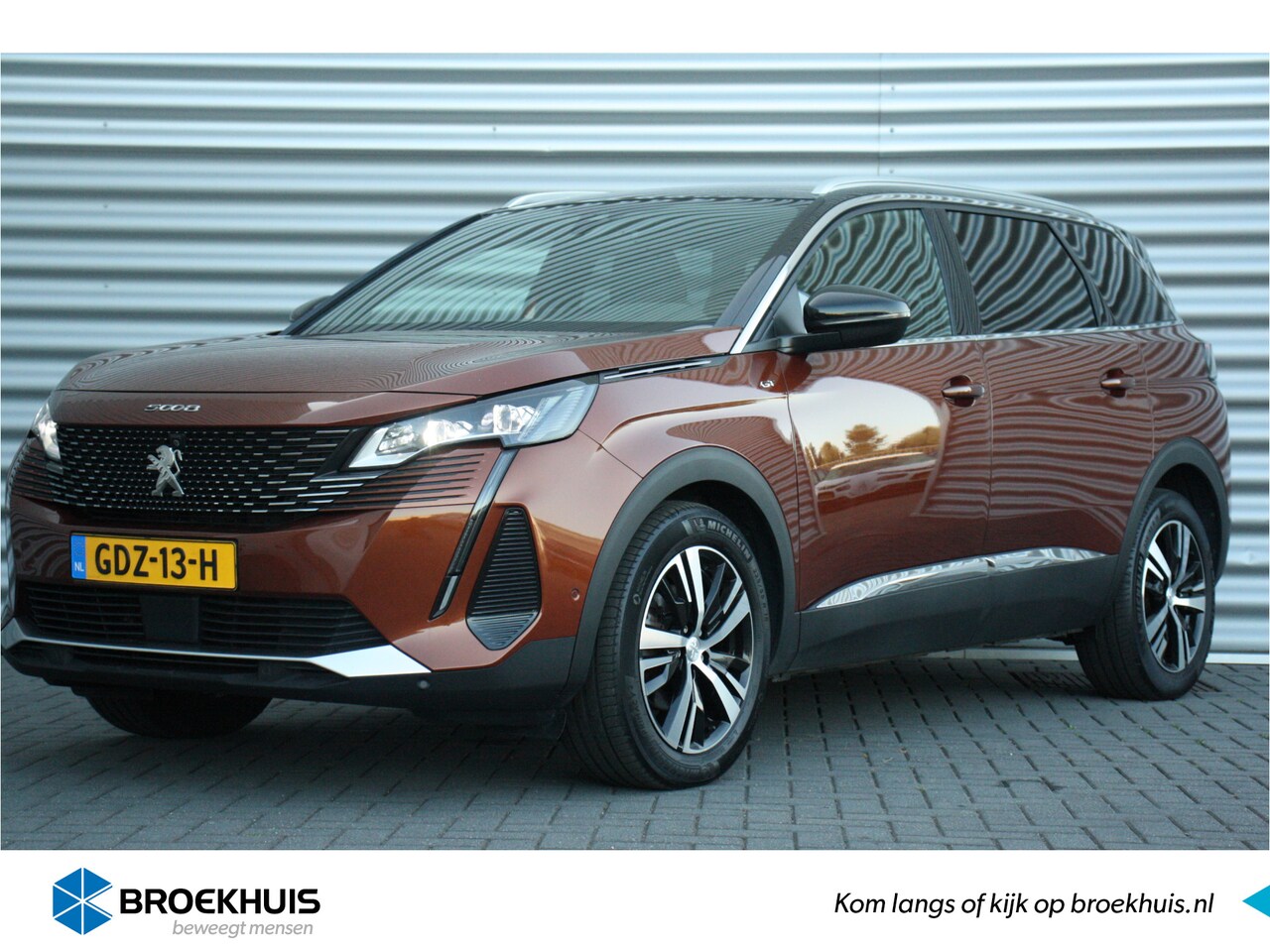 Peugeot 5008 - 1.6 PURETECH 180PK 7-ZITS GT PACK BUSINESS AUTOMAAT / NAVI / CLIMA / PDC / 18" LMV / CAMER - AutoWereld.nl