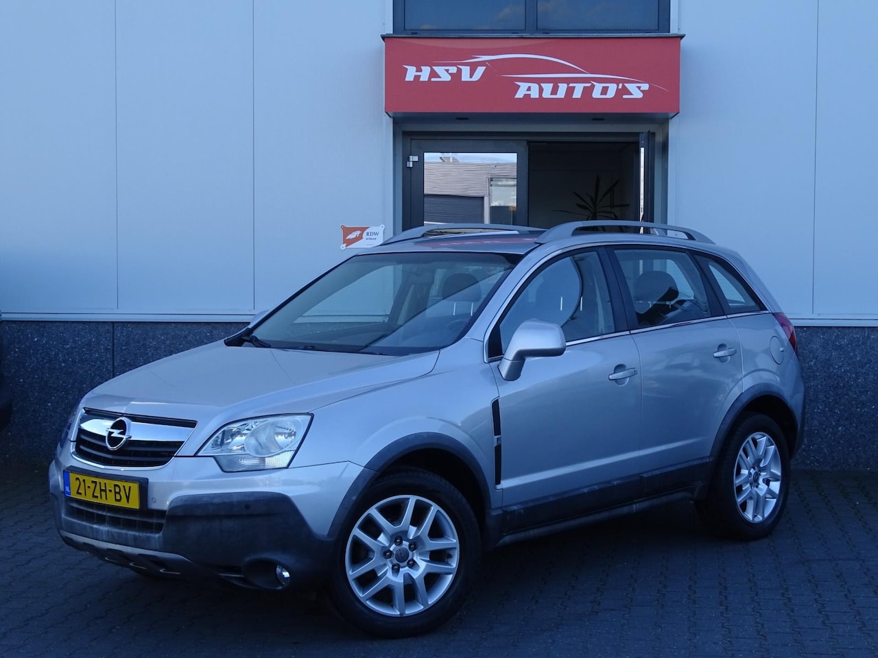 Opel Antara - 2.0 CDTi Cosmo airco automaat org NL - AutoWereld.nl