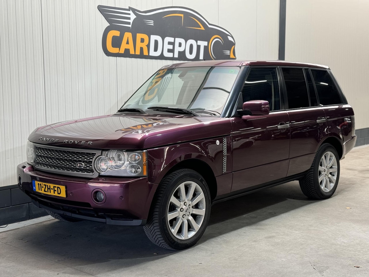 Land Rover Range Rover - 4.2 V8 Supercharged 4.2 V8 Supercharged - AutoWereld.nl