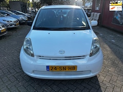 Daihatsu Sirion 2 - 1.0-12V Trend, nieuwe Apk