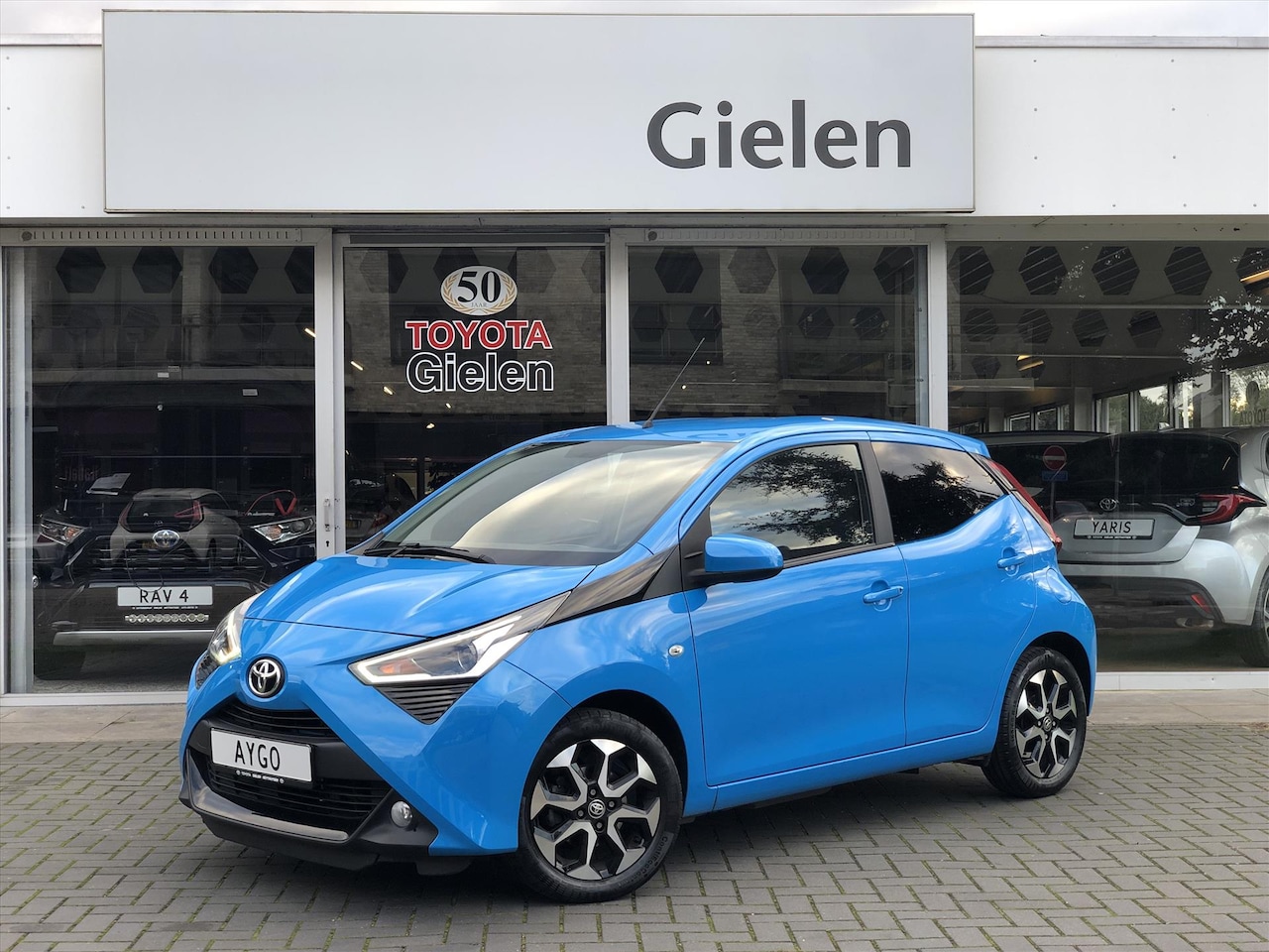 Toyota Aygo - 1.0 VVT-i 72pk X-Cite | Lichtmetalen velgen, Privcay Glass, Apple CarPlay/Android Auto, Cl - AutoWereld.nl