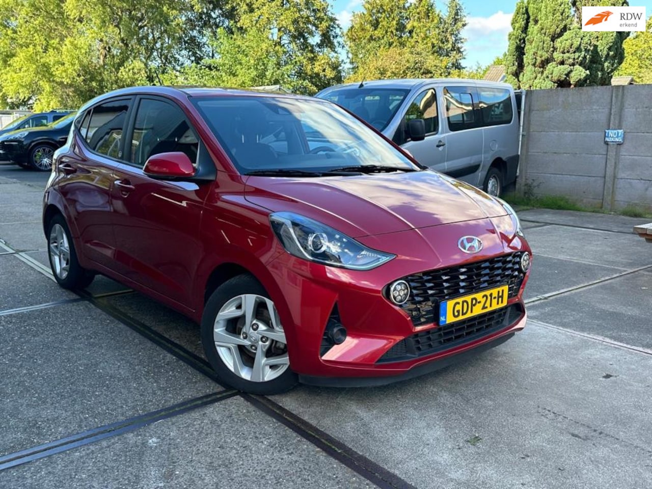 Hyundai i10 - 1.0 Premium 1.0 Premium - AutoWereld.nl