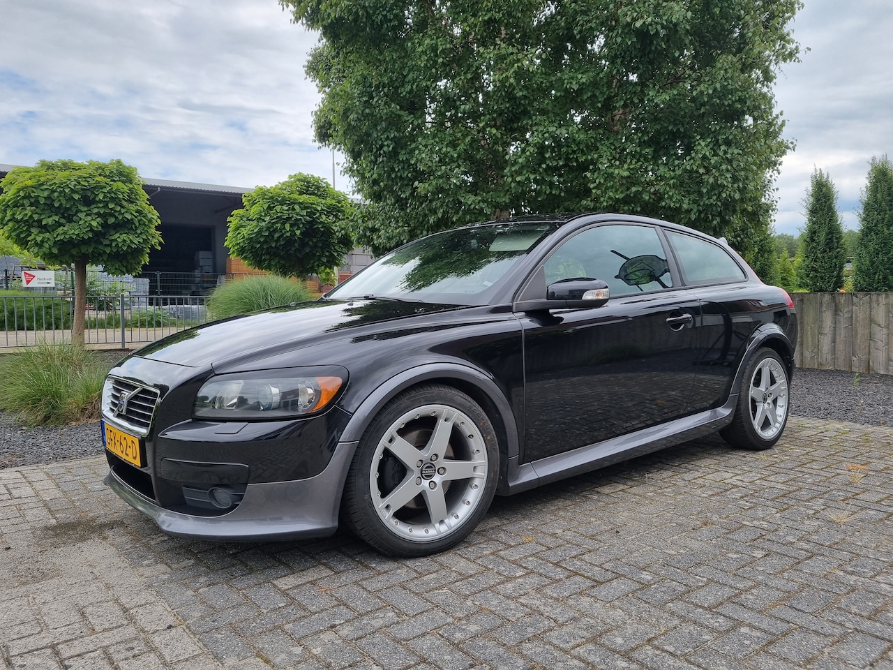 Volvo C30 - 2.4i Zwart grijs bodykit - AutoWereld.nl