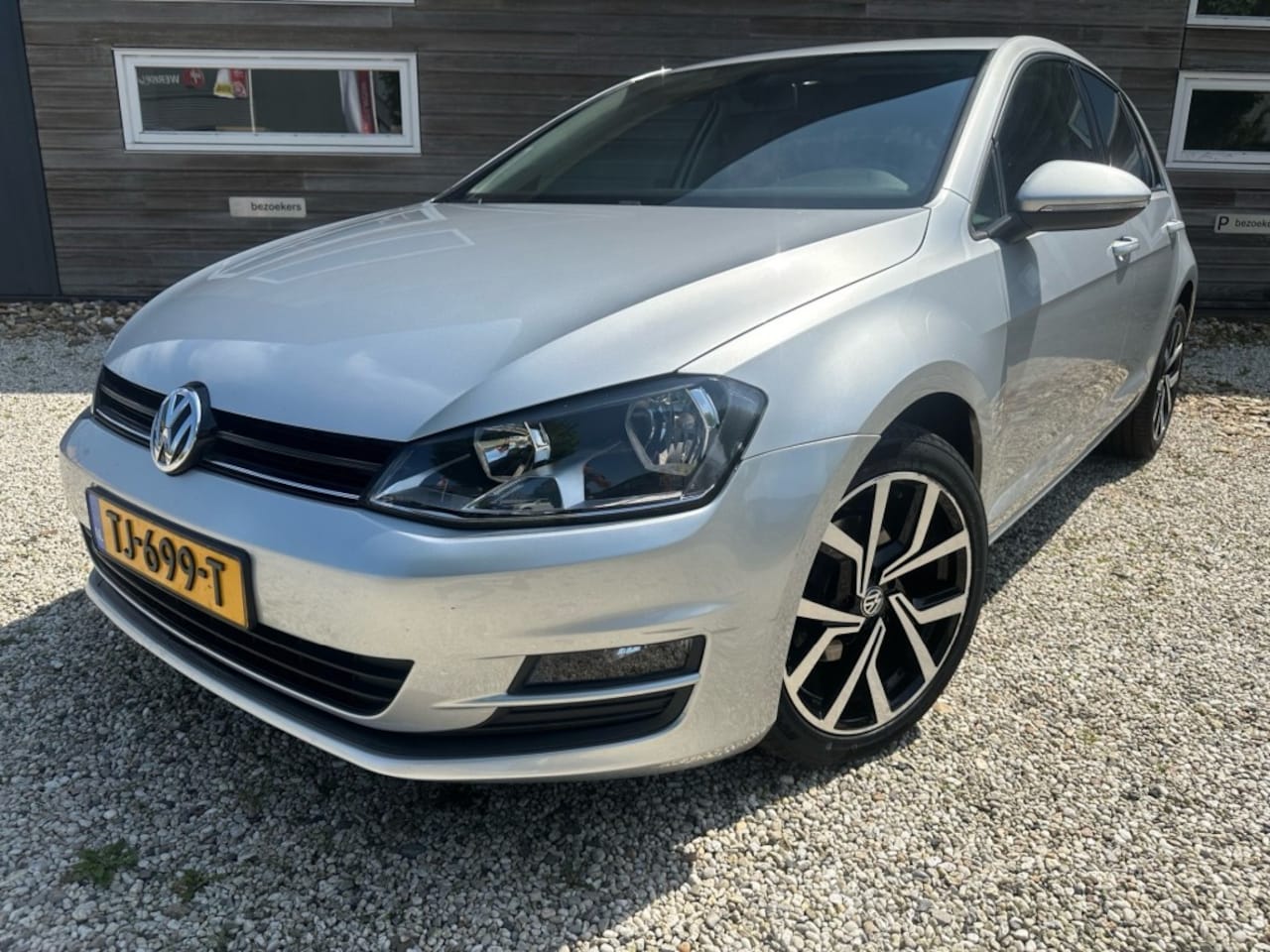 Volkswagen Golf - 1.2 TSI Connected Series 1.2 TSI Connected Series - AutoWereld.nl