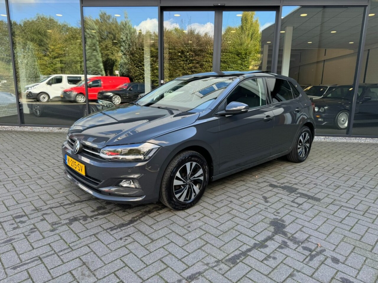 Volkswagen Polo - 1.0 TSI Comfortline 1.0 TSI Comfortline,Schuifdak,LED,Clima,Adapt Cruise,Navi,PDC V+ - AutoWereld.nl