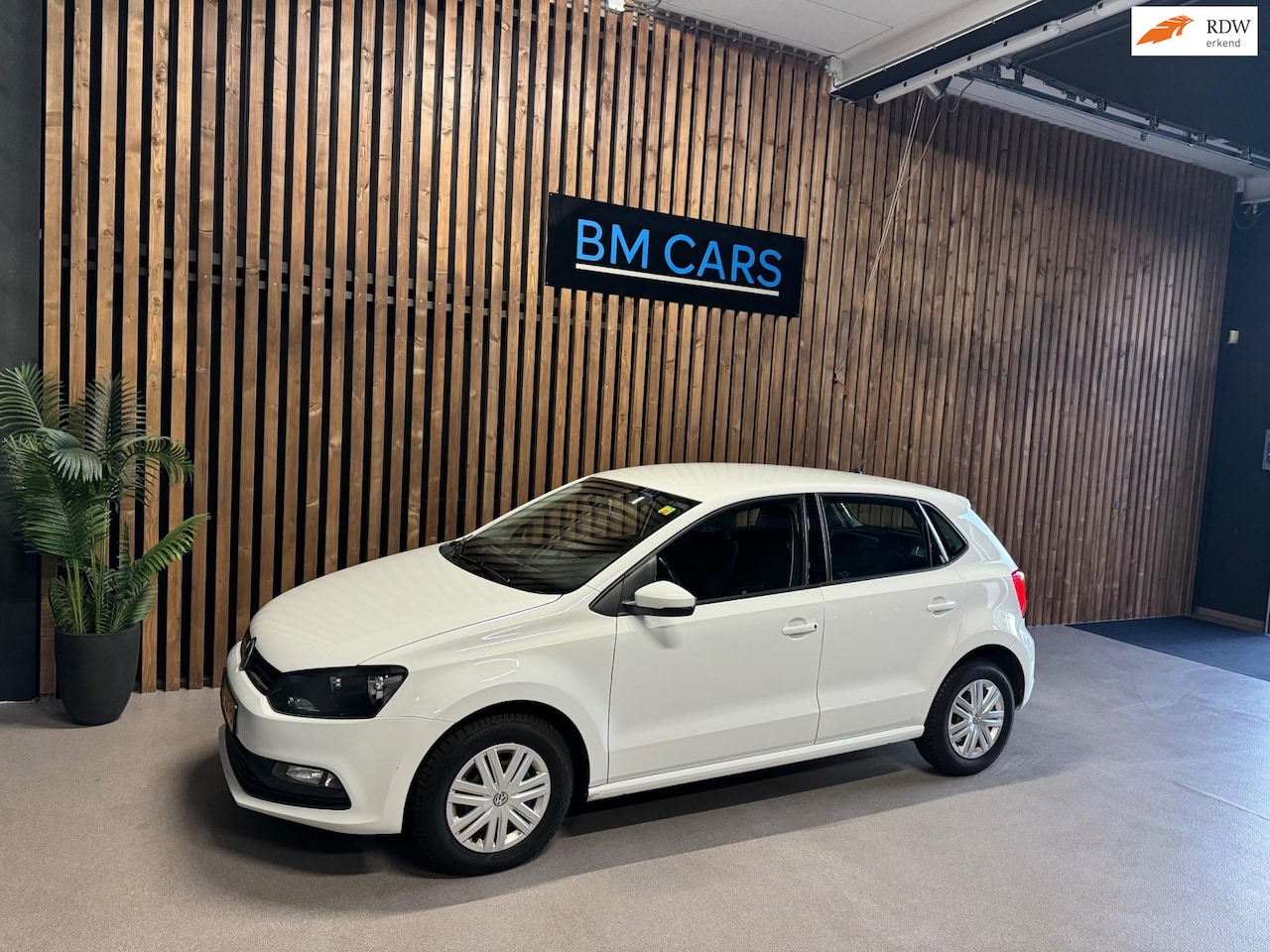 Volkswagen Polo - 1.0 Comfortline [bj 2017] 5DRS|Airco|Aux - AutoWereld.nl