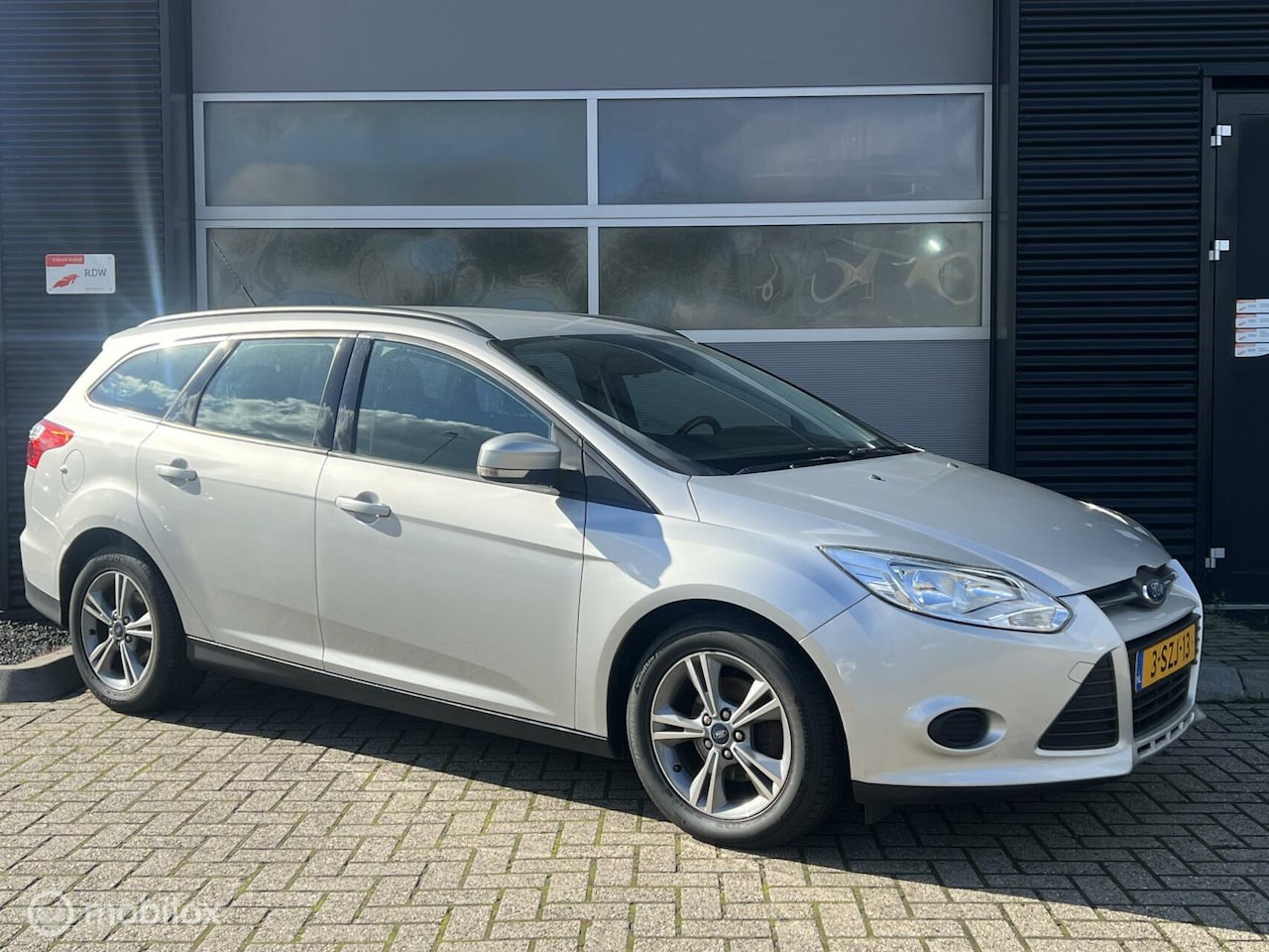 Ford Focus Wagon - 1.0 EcoBoost Edition 1.0 EcoBoost Edition - AutoWereld.nl