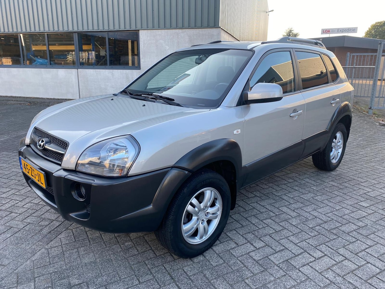 Hyundai Tucson - 2.0i Style - AutoWereld.nl