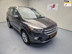 Ford Kuga - 1.5 Titanium Automaat Navi Cruise Control Alu Trekhaak Pdc