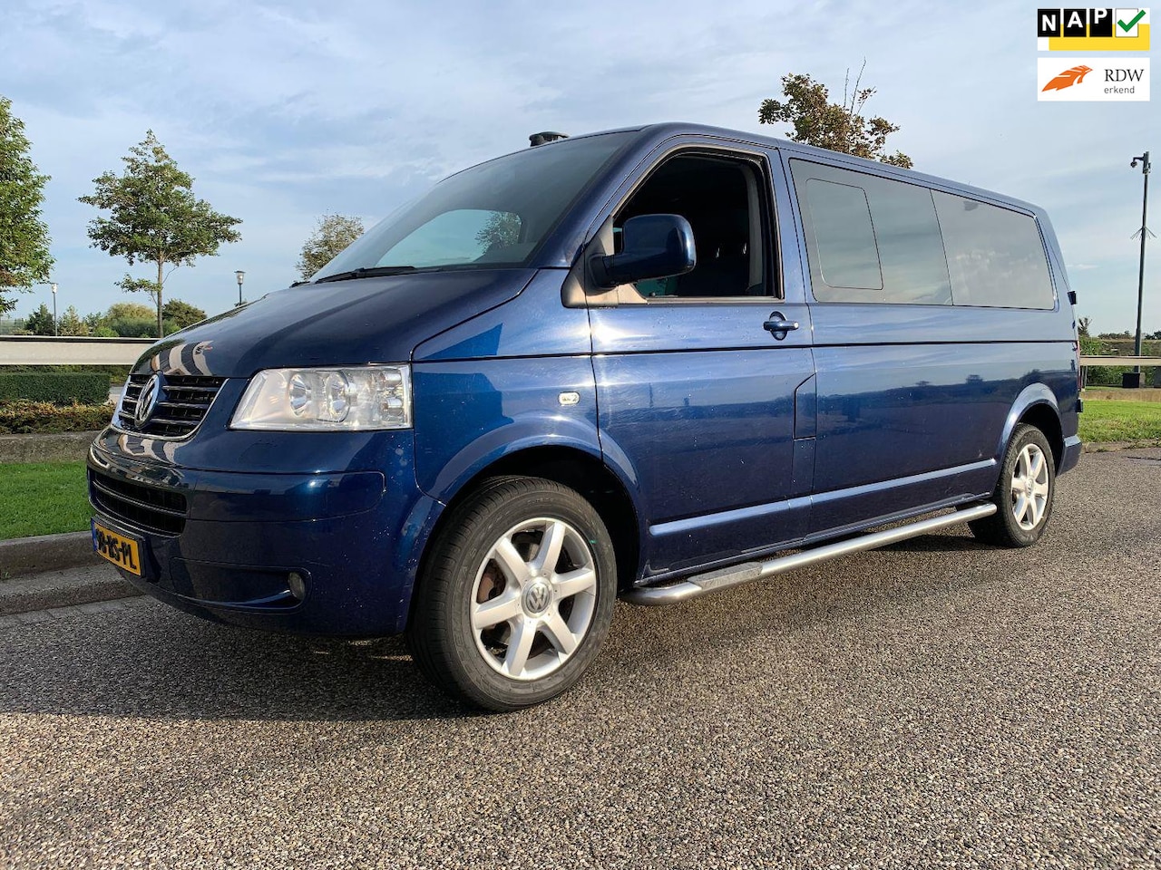 Volkswagen T5 - Caravelle 2.5 TDI 340 * APK * NAP * - AutoWereld.nl