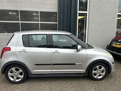 Suzuki Swift - 1.5 EXCLUSIVE