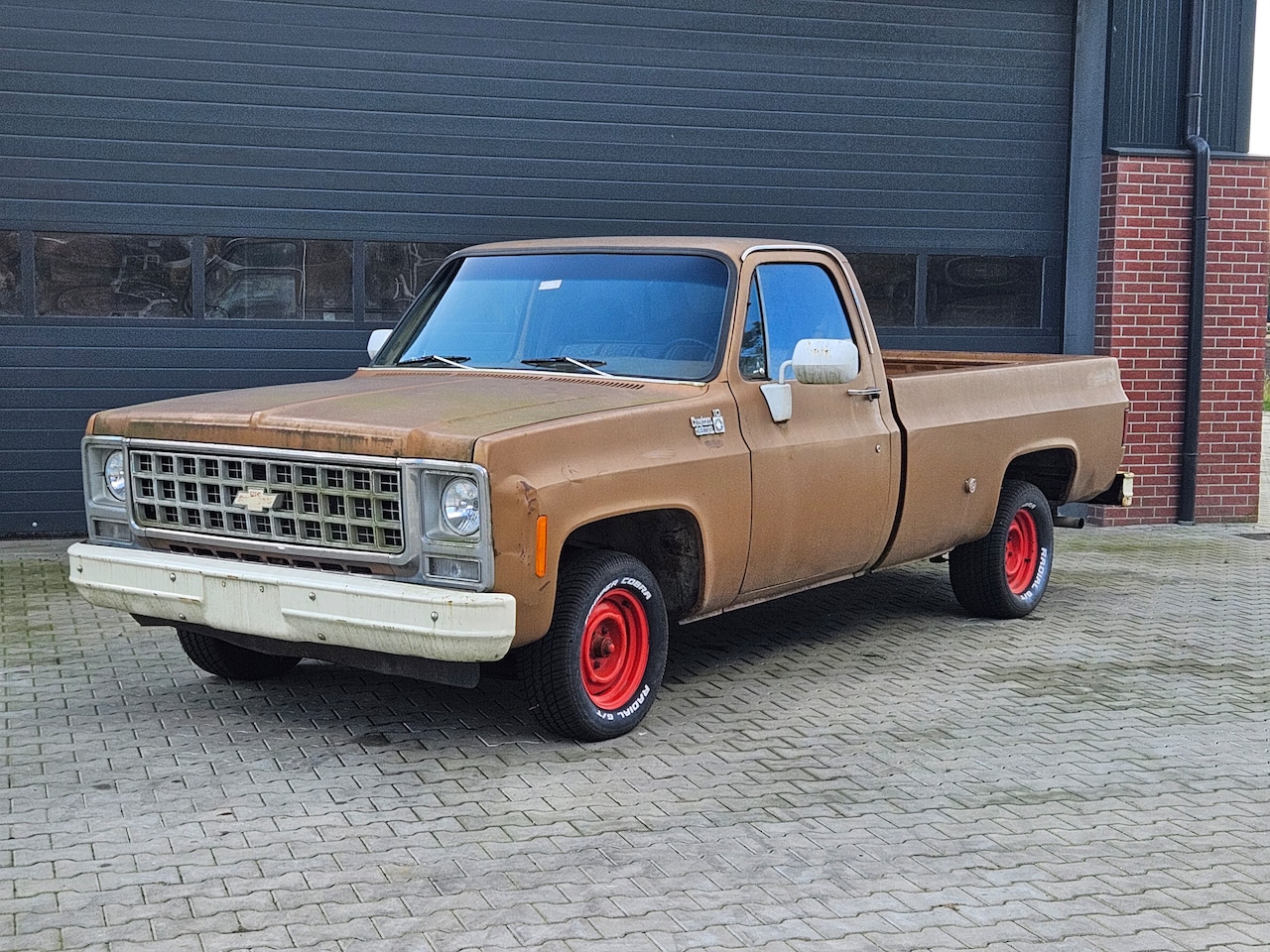 Chevrolet C10 - Custom Deluxe 350 5.7 - AutoWereld.nl