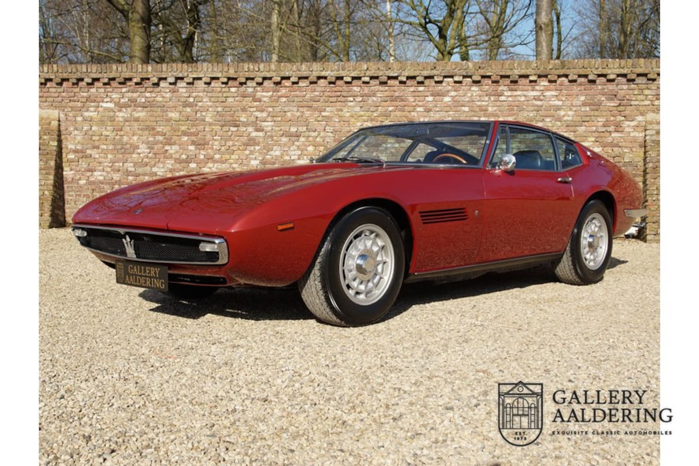 Maserati Ghibli - 4.9 SS The most desirable of all Ghiblis, In the original colors/livery "Rosso Fuoco over - AutoWereld.nl