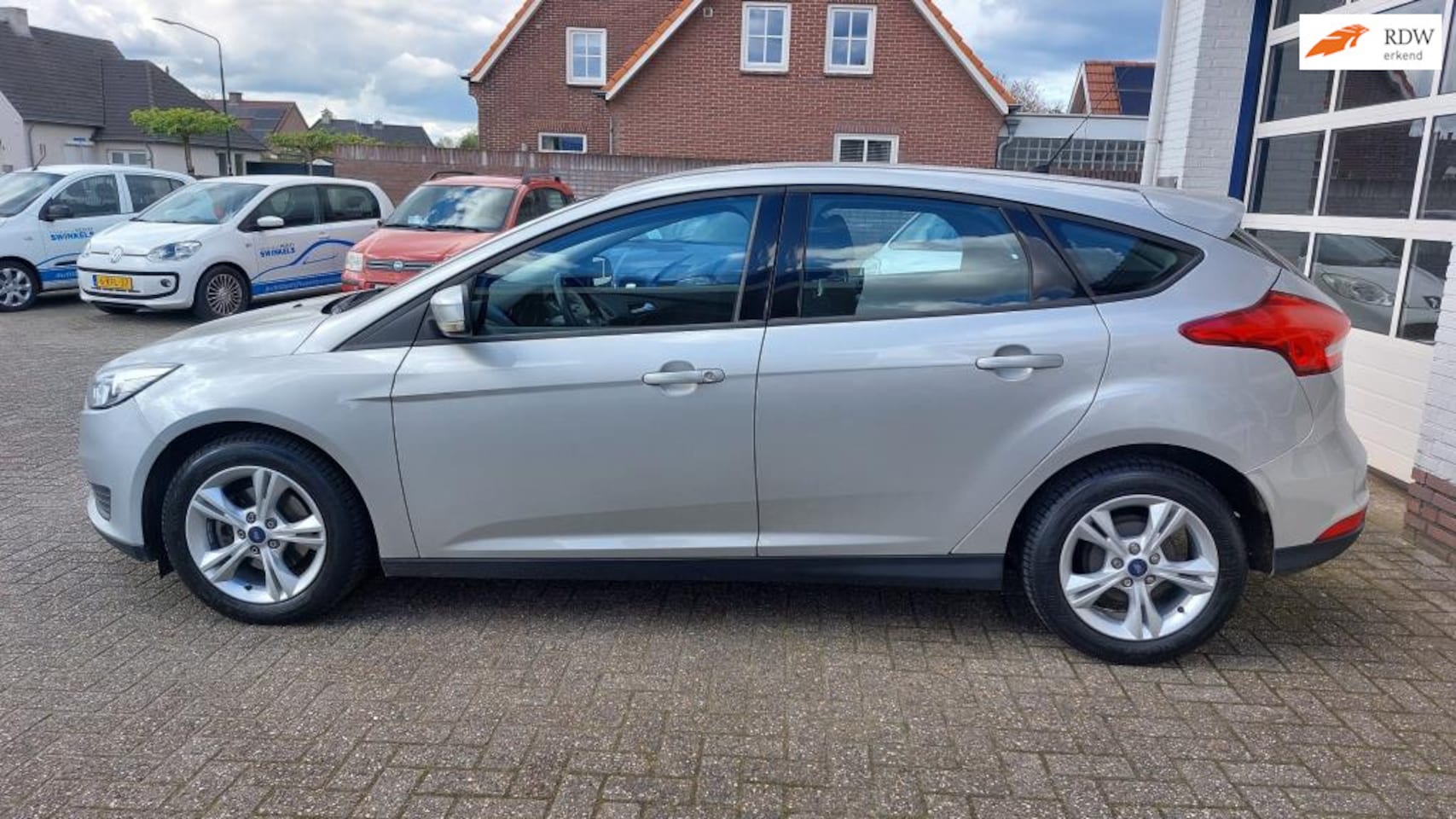 Ford Focus - 1.6 nieuwe distributie - AutoWereld.nl