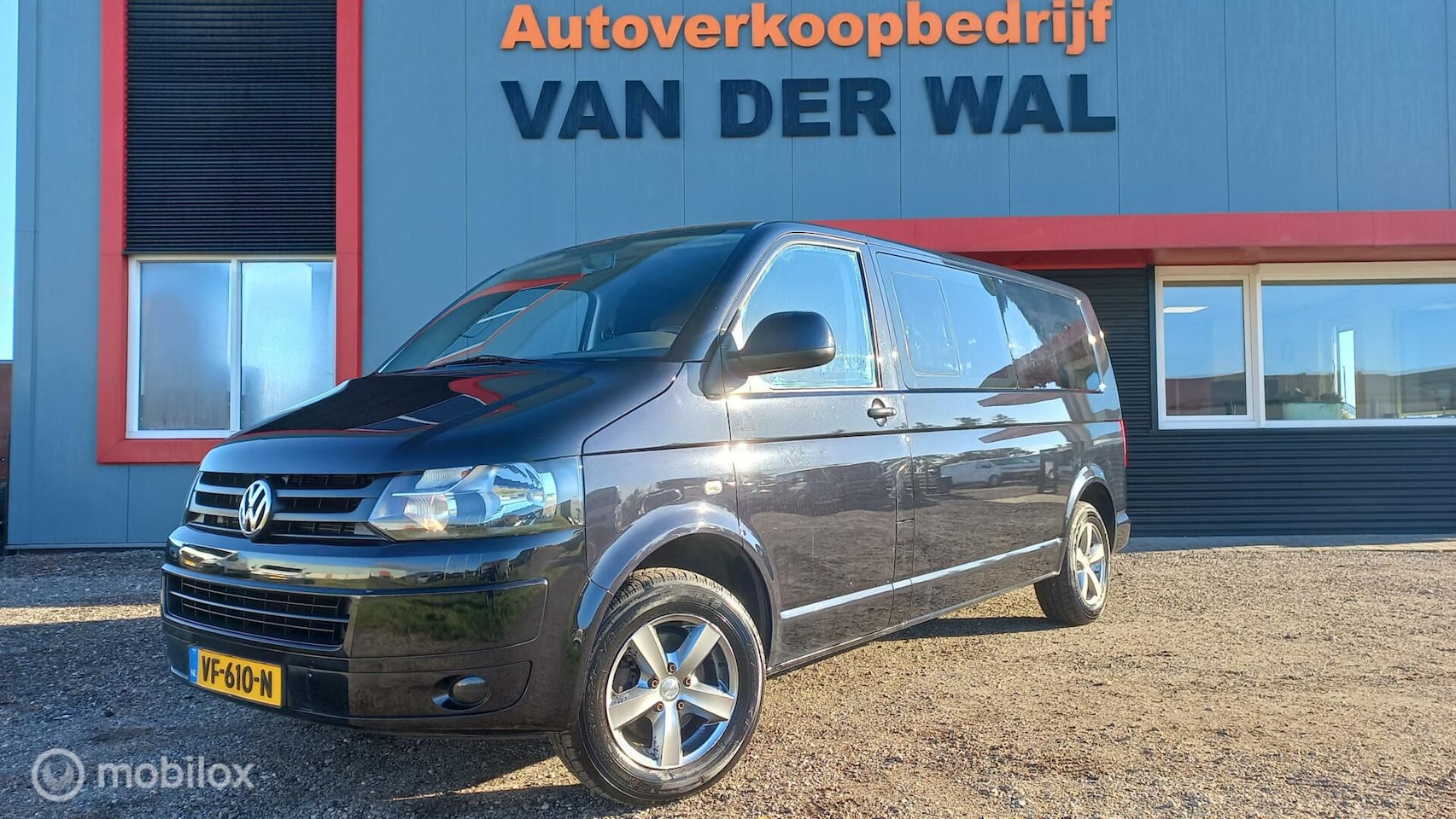 Volkswagen Transporter - 2.0 TDI L2H1 DC Comfortline 2.0 TDI L2H1 DC Comfortline - AutoWereld.nl