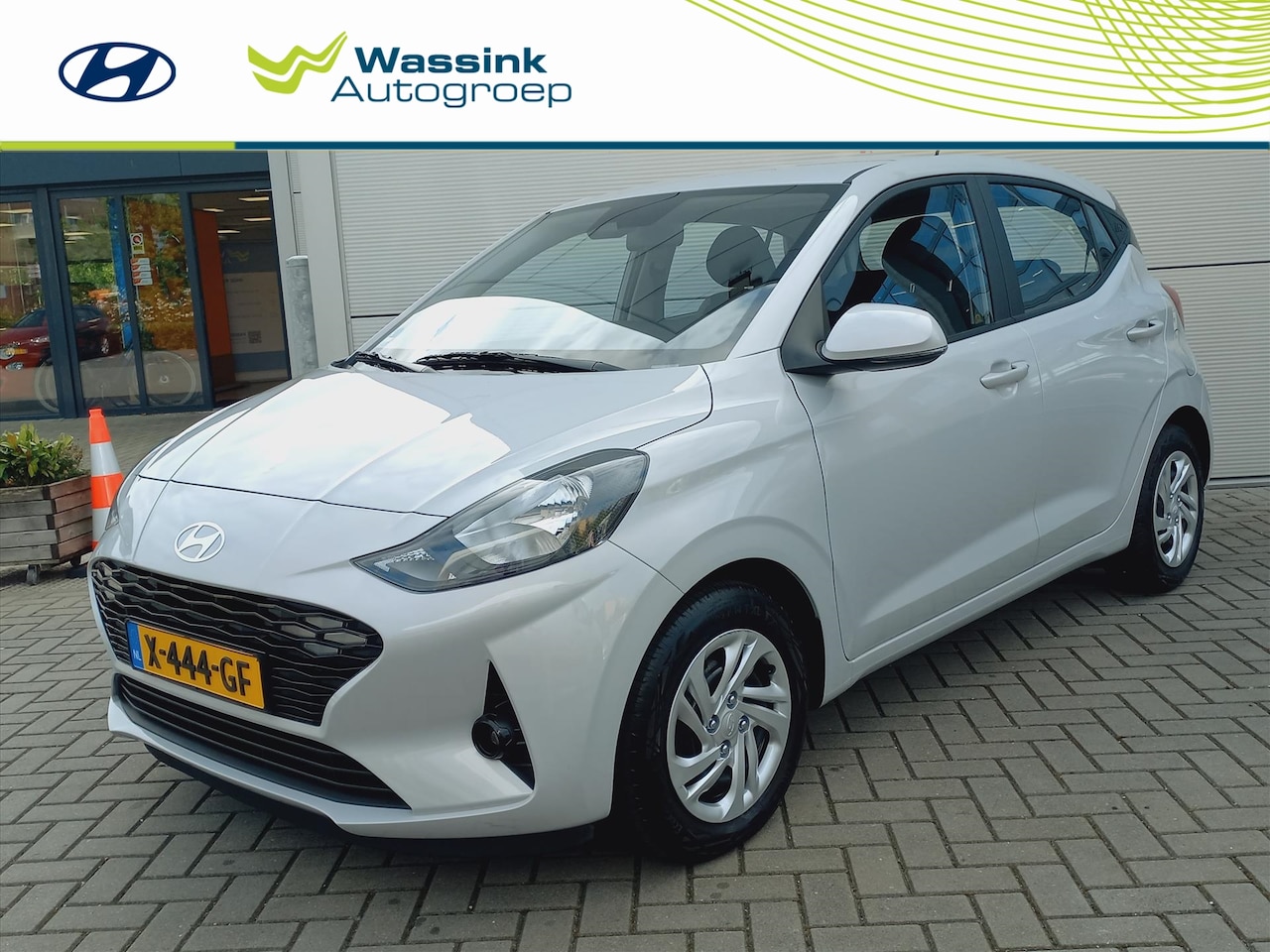 Hyundai i10 - 1.0i AUTOMAAT Comfort Smart | Airconditioning | Navigatie by App | Cruise control | 5-zitp - AutoWereld.nl