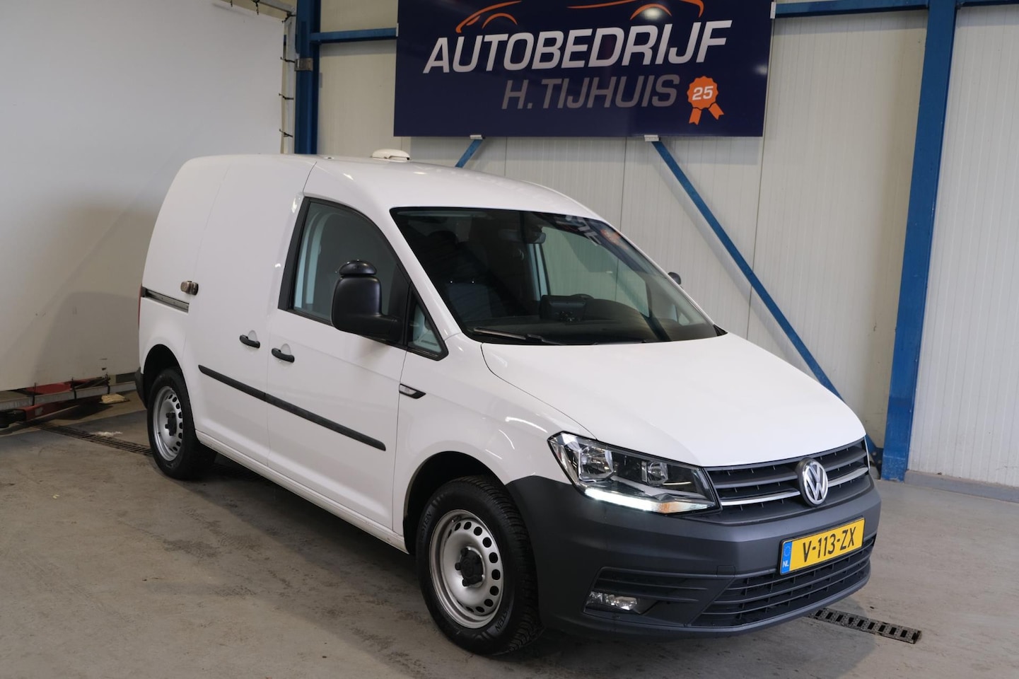 Volkswagen Caddy - 2.0 TDI L1H1 BMT Comfortline Automaat - N.A.P. Airco, Cruise, PDC, Trekhaak. - AutoWereld.nl