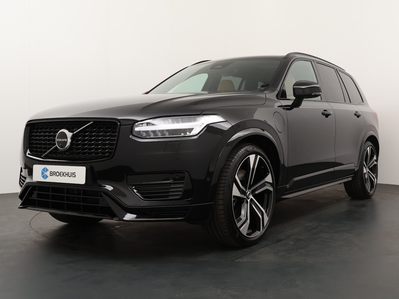 Volvo XC90 - 2.0 T8 Recharge AWD Ultra Dark Direct leverbaar! | Full Option | | Gelamineerde zijruiten - AutoWereld.nl