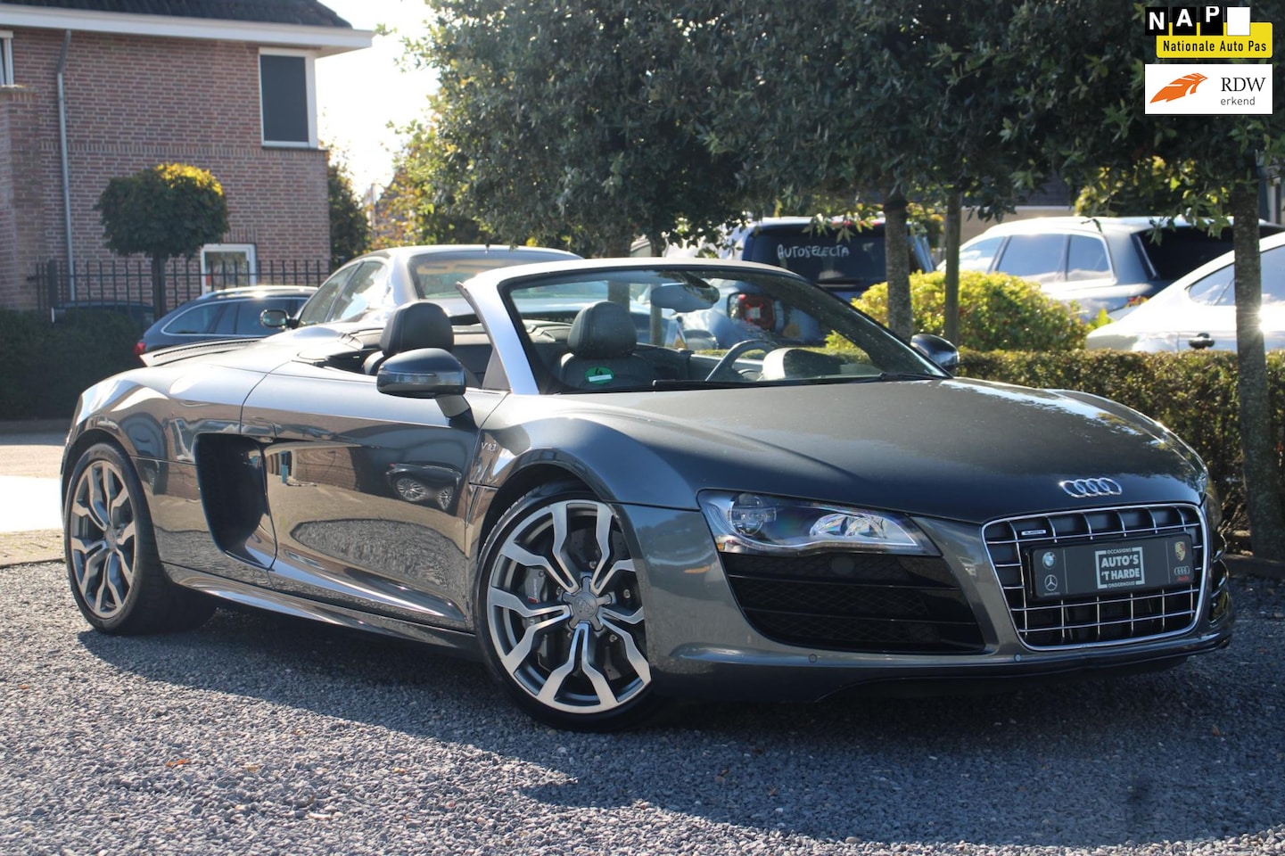 Audi R8 Spyder - 5.2 V10 FSI 525 PK Keramisch B&O Audi Exclusive Camera LED 19'' - AutoWereld.nl