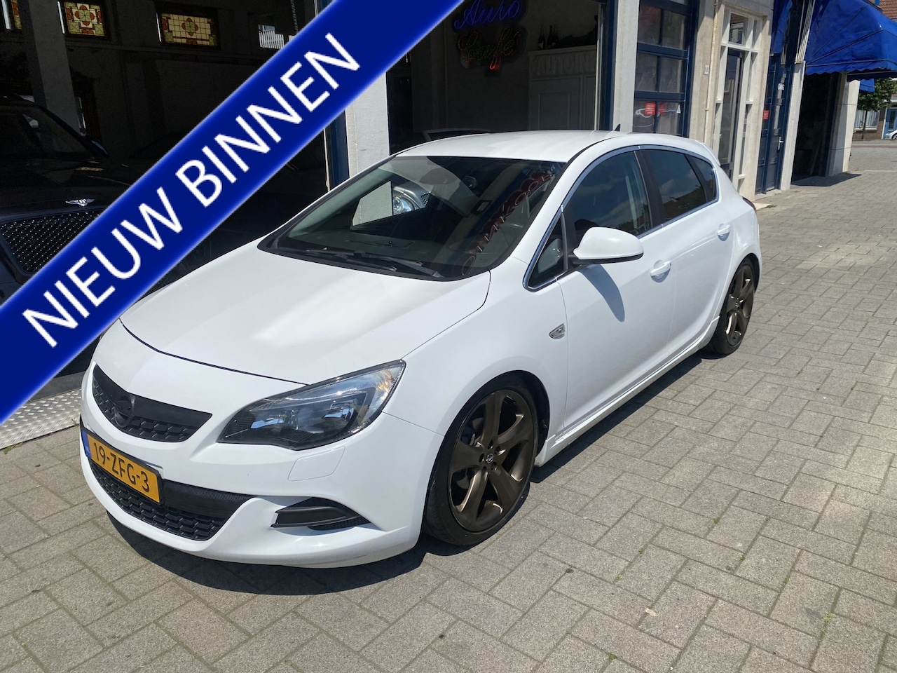 Opel Astra - 1.4 Turbo GT NAVI/LEDER/CRUISE/CLIMA - AutoWereld.nl