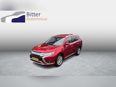 Mitsubishi Outlander - 2.4 PHEV Pure+