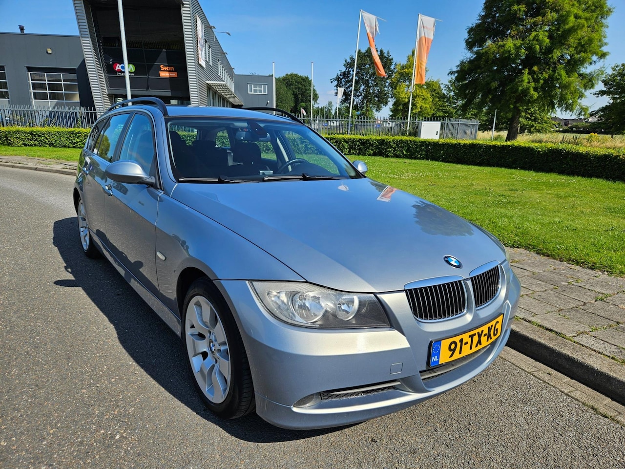 BMW 3-serie Touring - 325xi High Executive 325xi High Executive - AutoWereld.nl