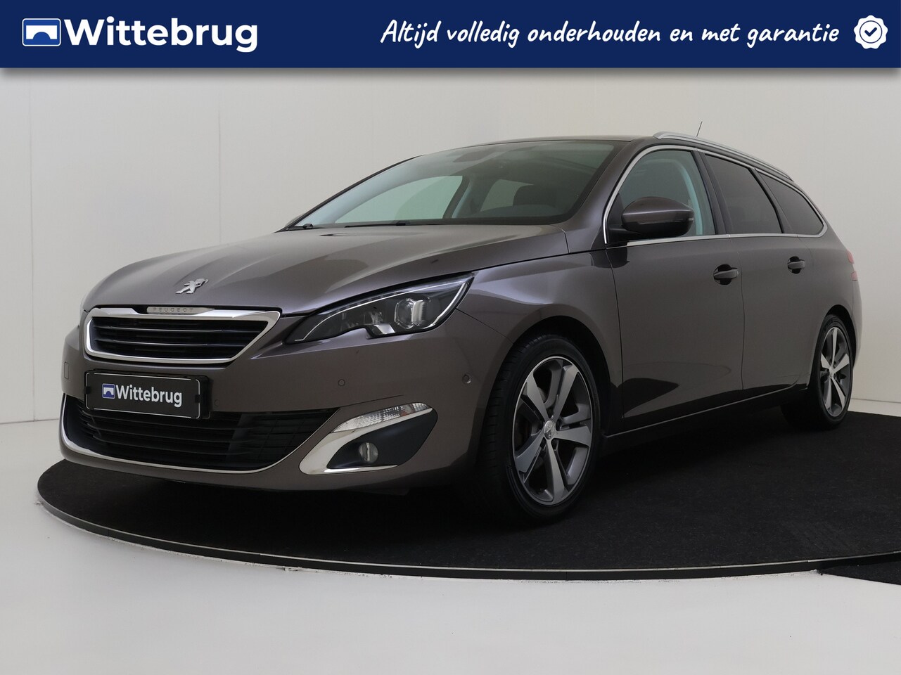 Peugeot 308 SW - 1.2 e-THP Première | Trekhaak | Panoramadak | Parkeercamera - AutoWereld.nl