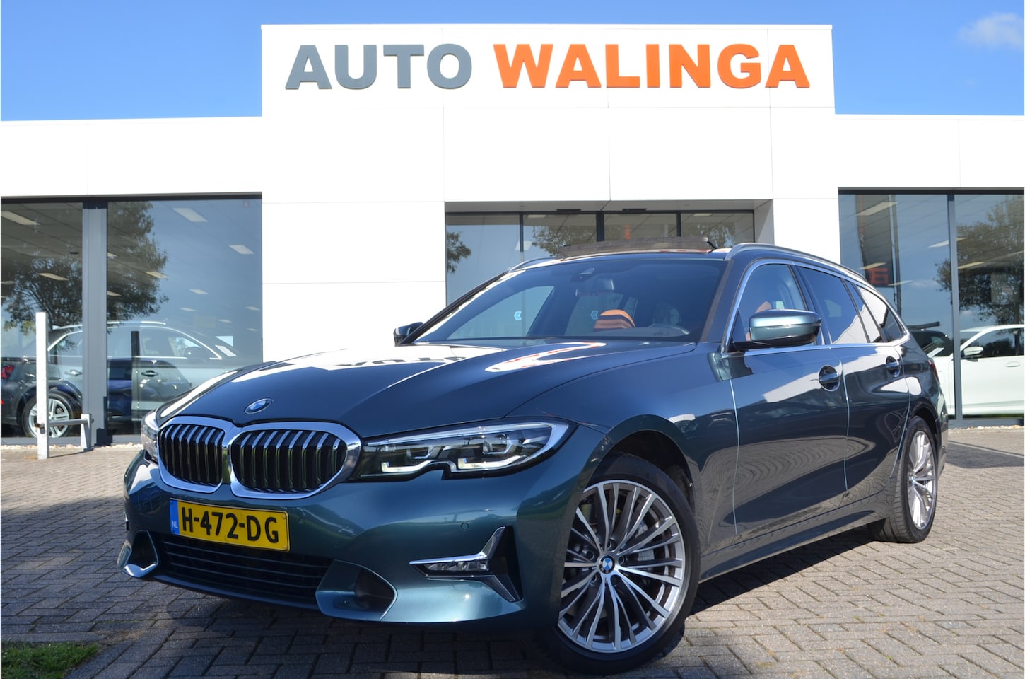 BMW 3-serie Touring - 330i High Executive Individual | Pano | Leer | Stuur + Stoelverwarming | Carplay | a.Camer - AutoWereld.nl