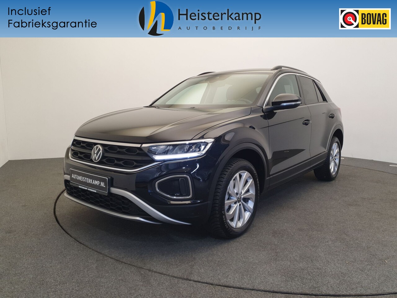 Volkswagen T-Roc - 1.5 TSI 150pk DSG/AUT Life Camera, ACC, App connect - AutoWereld.nl