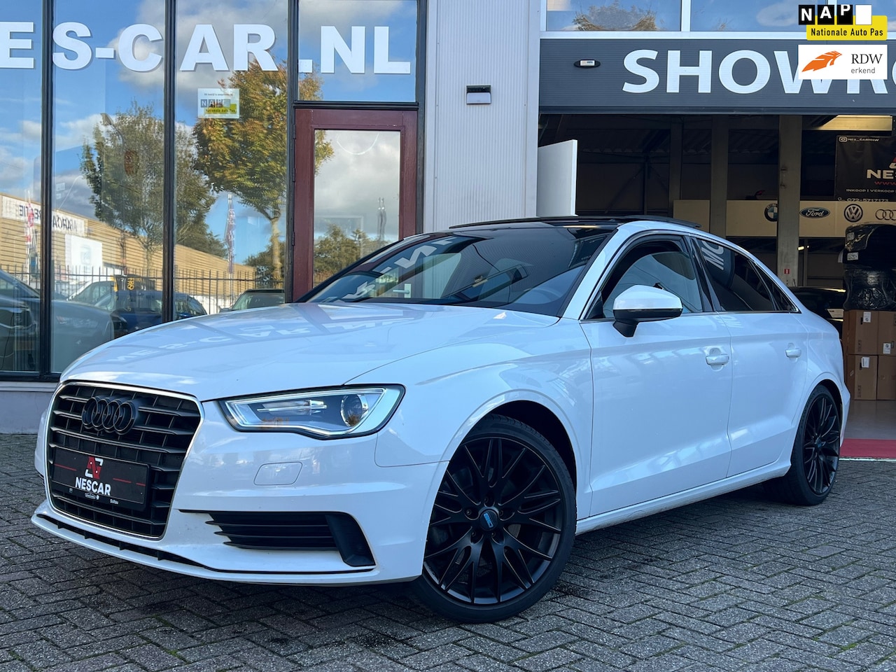 Audi A3 Limousine - 1.8 TFSI AUTOMAAT Pro Line S, Pano, Leder, Zwarte velgen, Zeer Mooi! - AutoWereld.nl